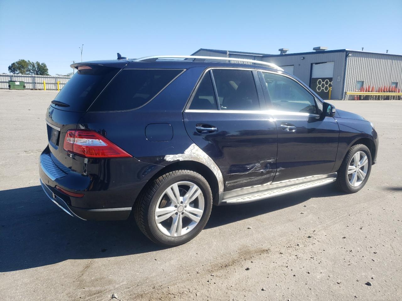 MERCEDES-BENZ M-CLASS 350