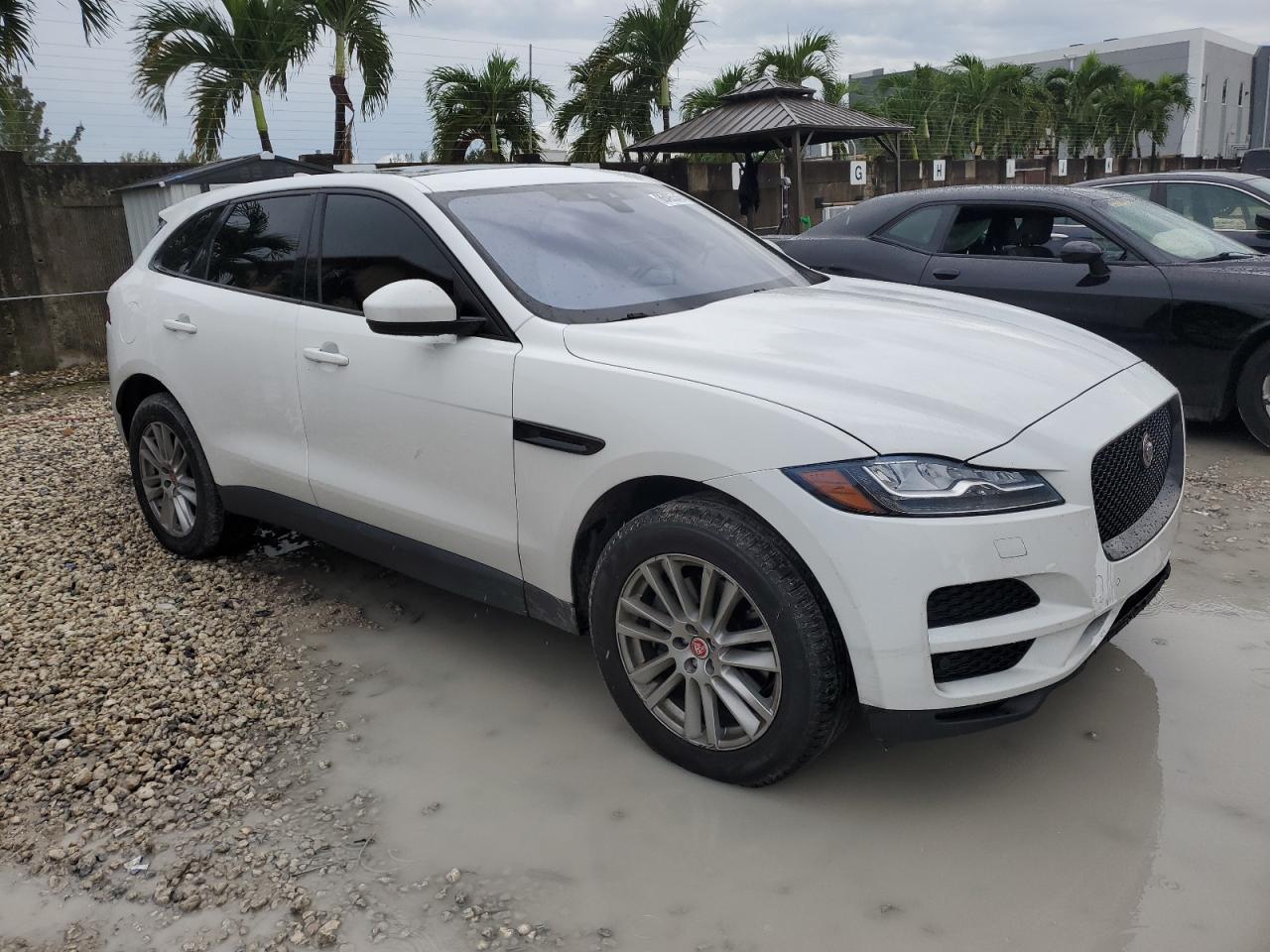 JAGUAR F-PACE PRESTIGE