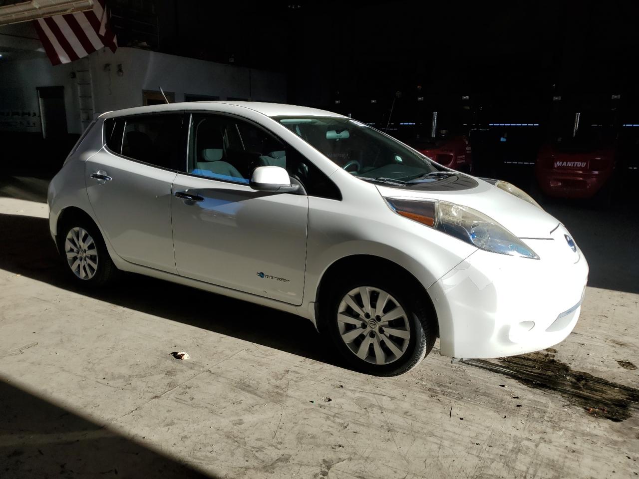 NISSAN LEAF S