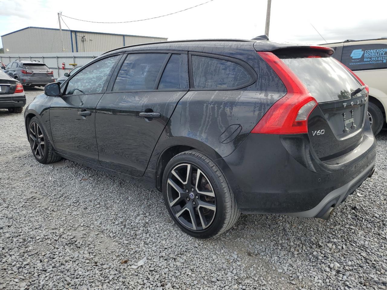 VOLVO V60 T5 DYNAMIC
