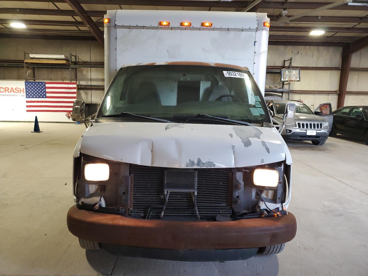 Lot #3274745837 2001 GMC 3500