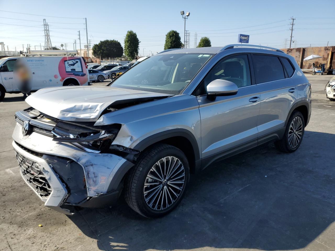  Salvage Volkswagen Taos
