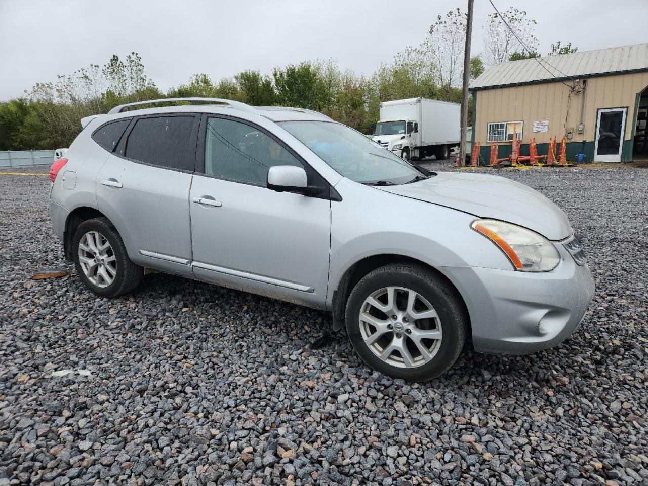 NISSAN ROGUE S