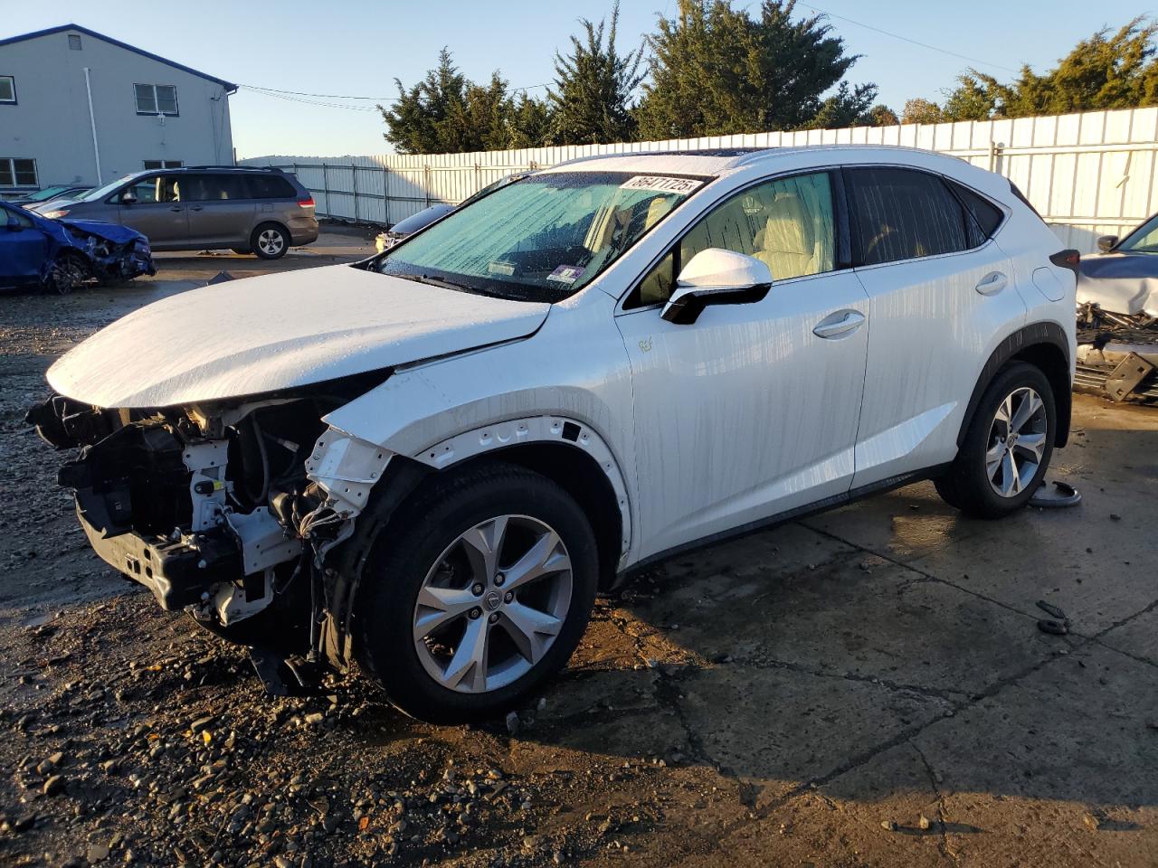 LEXUS NX 200T BASE