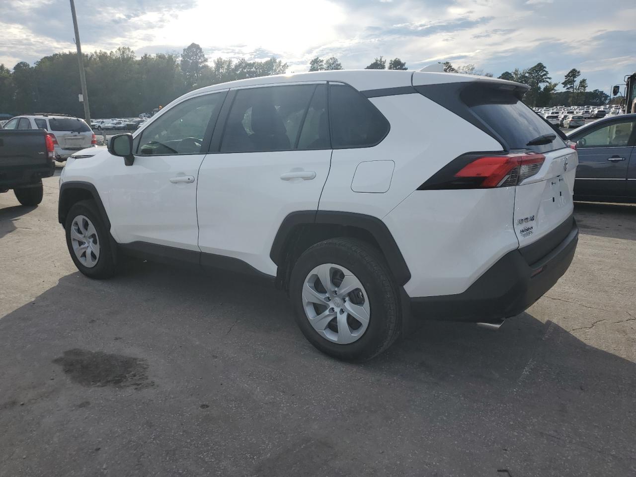 TOYOTA RAV4 LE
