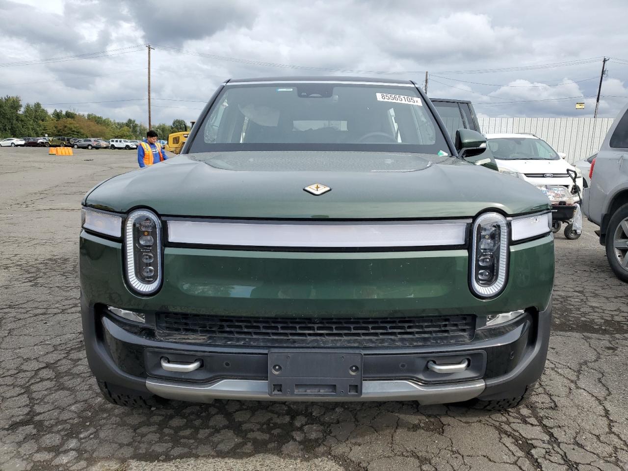 RIVIAN R1S ADVENTURE