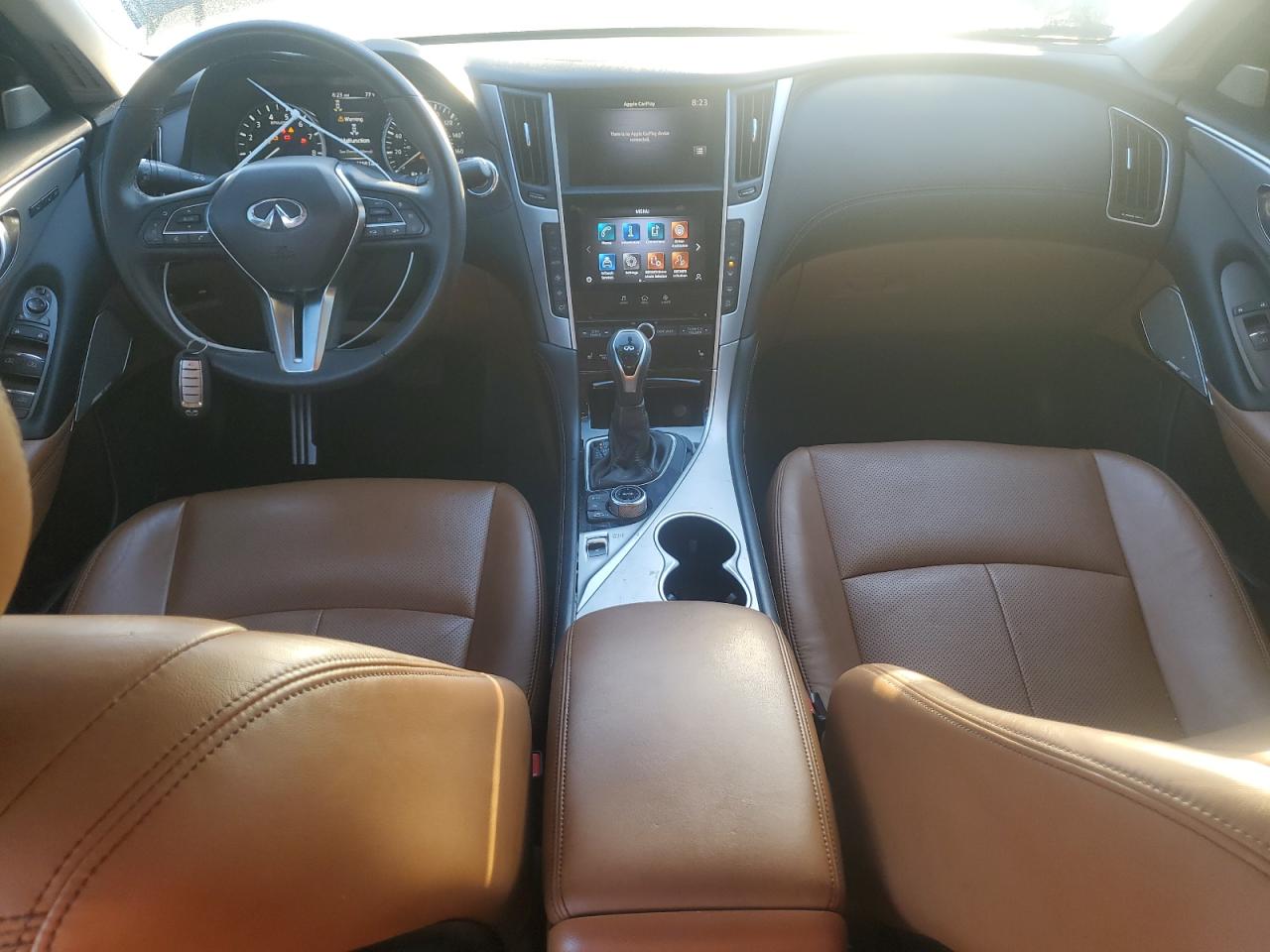 INFINITI Q50 LUXE