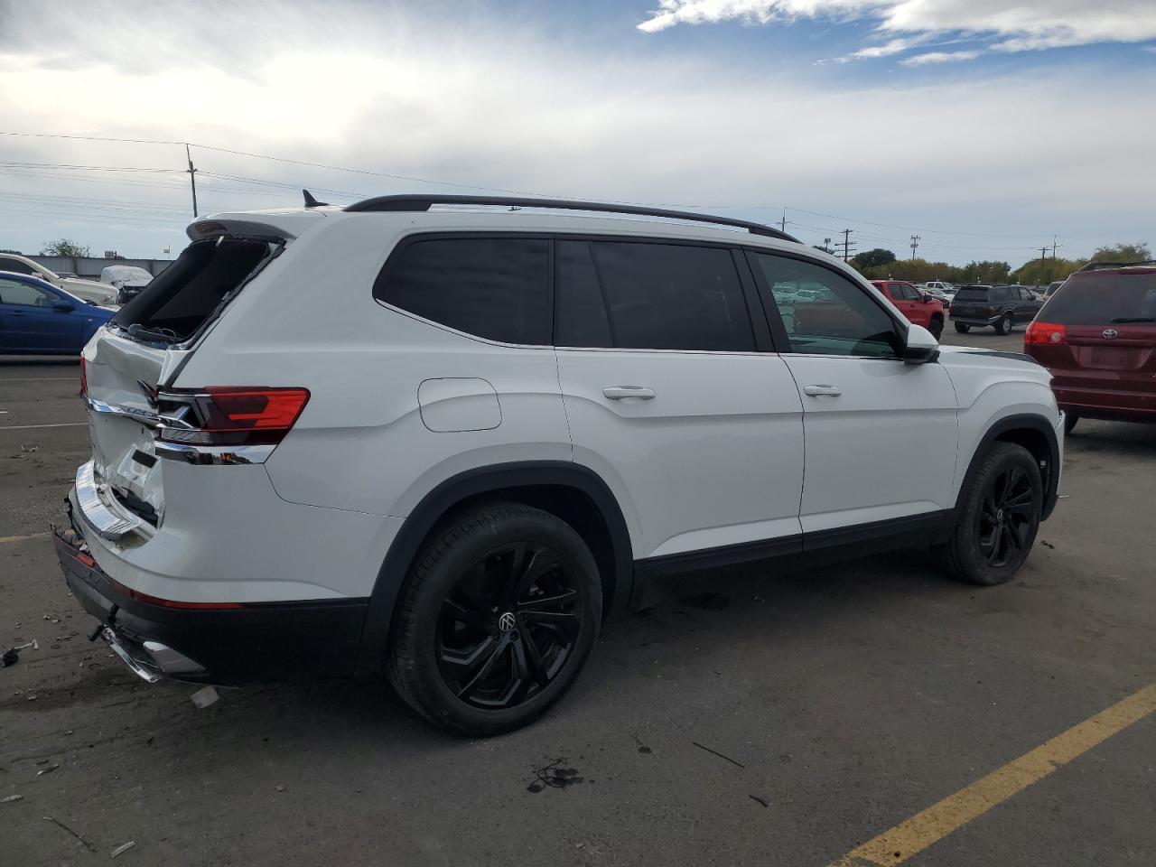 VOLKSWAGEN ATLAS SE