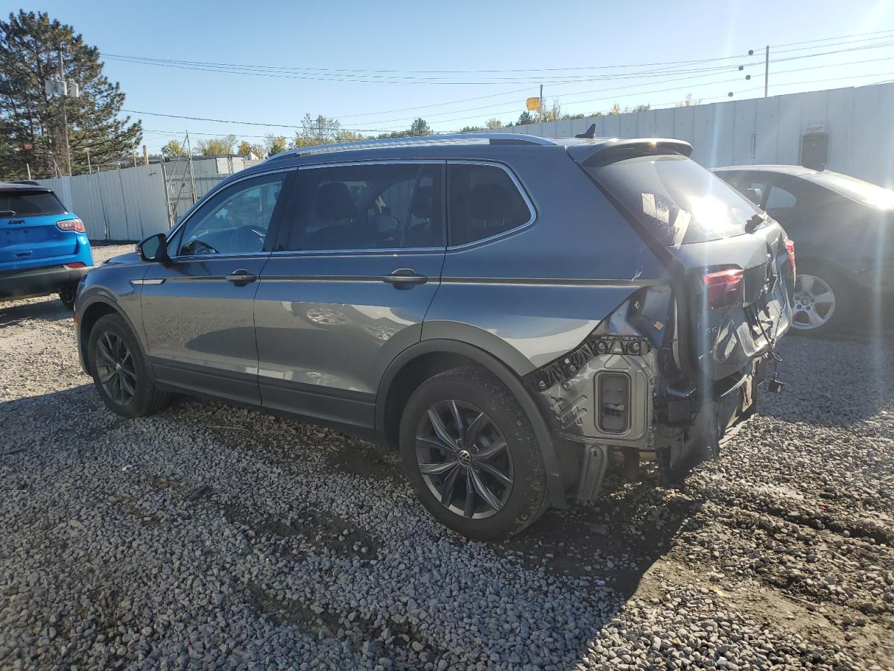 VOLKSWAGEN TIGUAN SE