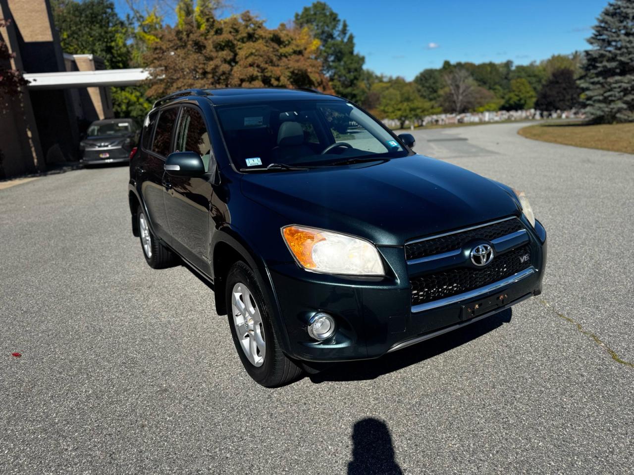 TOYOTA RAV4 LIMITED