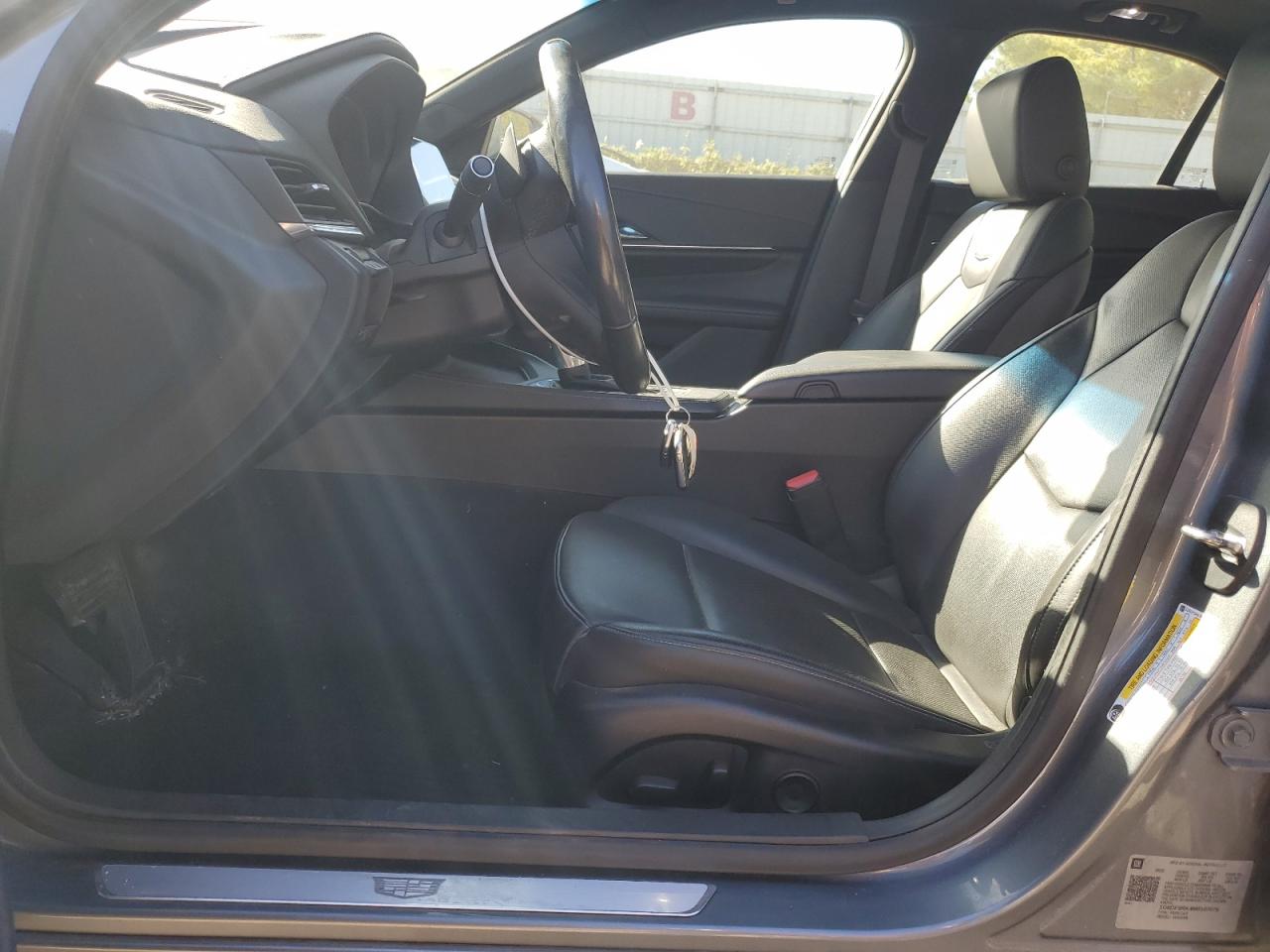 CADILLAC CT4 PREMIUM LUXURY