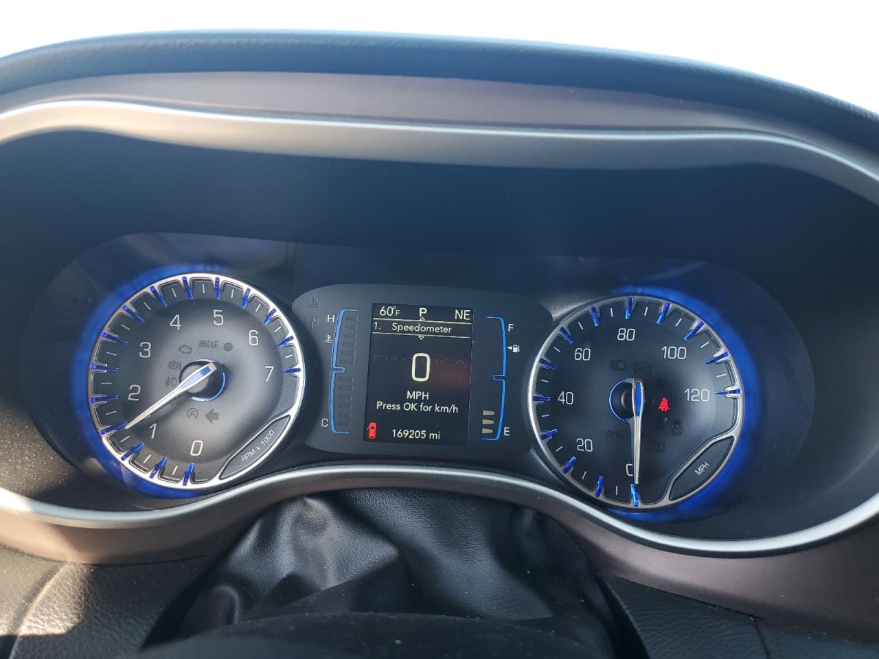 CHRYSLER PACIFICA TOURING PLUS