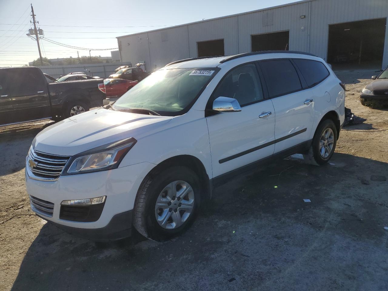 CHEVROLET TRAVERSE LS
