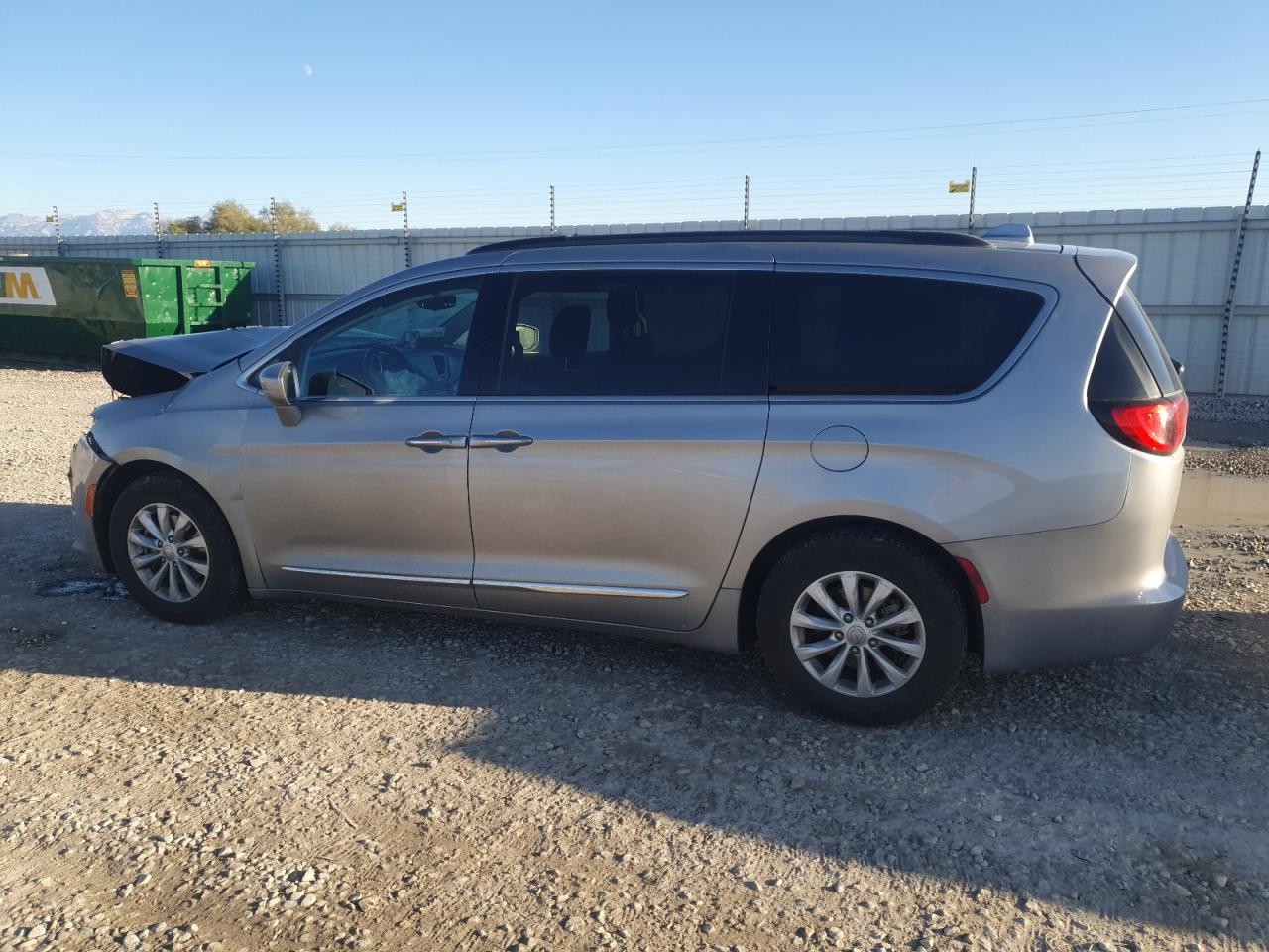 CHRYSLER PACIFICA TOURING L