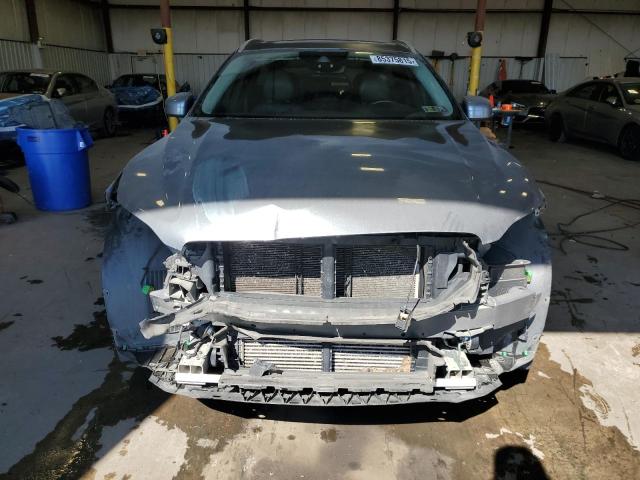 2019 VOLVO XC60 T5 LYV102RK7KB177929