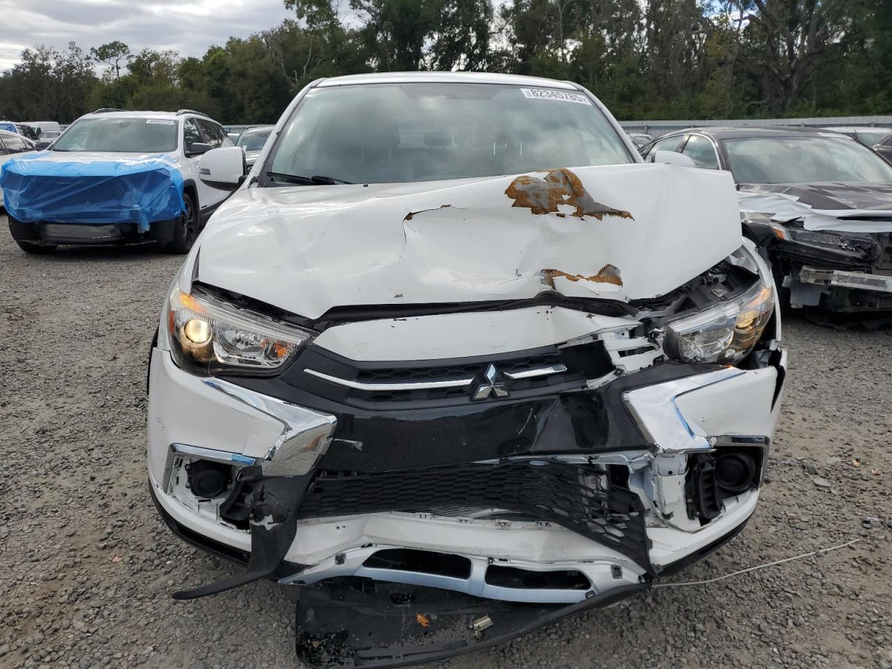 MITSUBISHI OUTLANDER ES