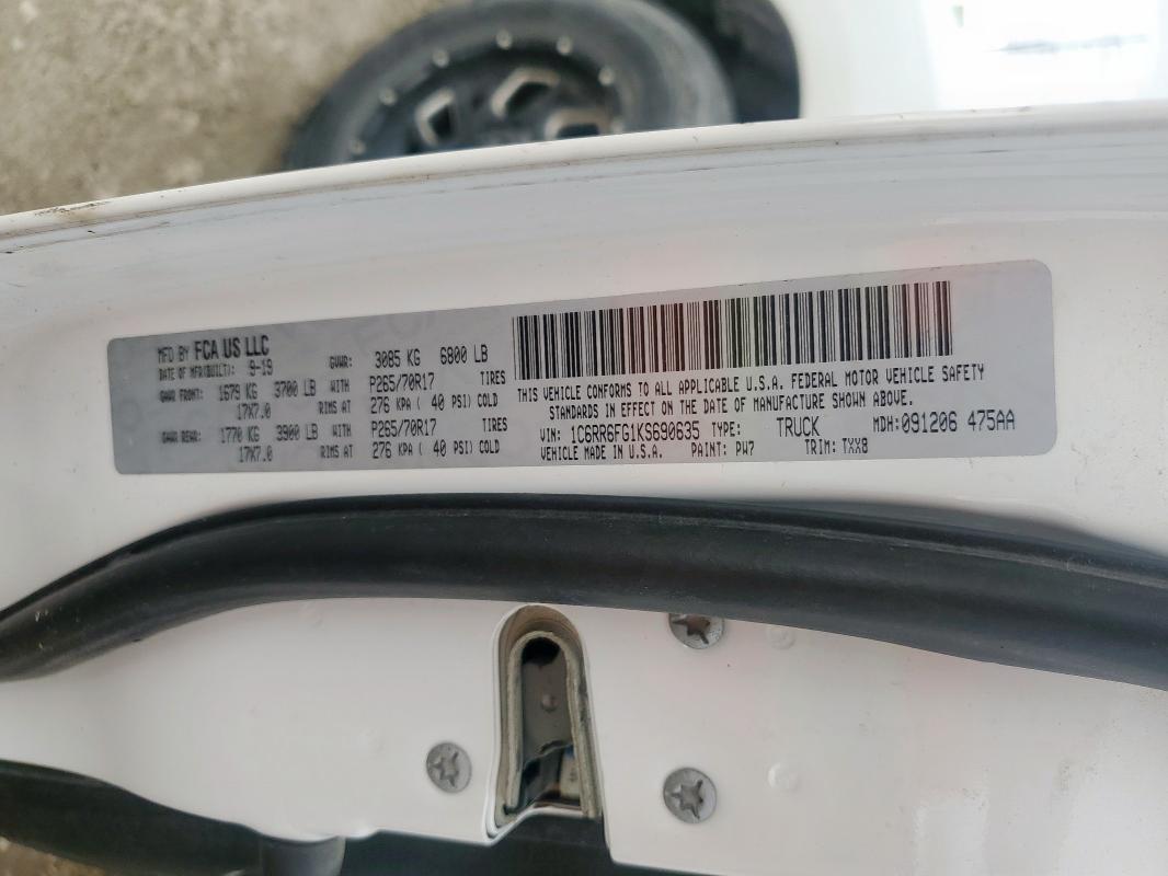 2019 RAM 1500 CLASS - 1C6RR6FG1KS690635