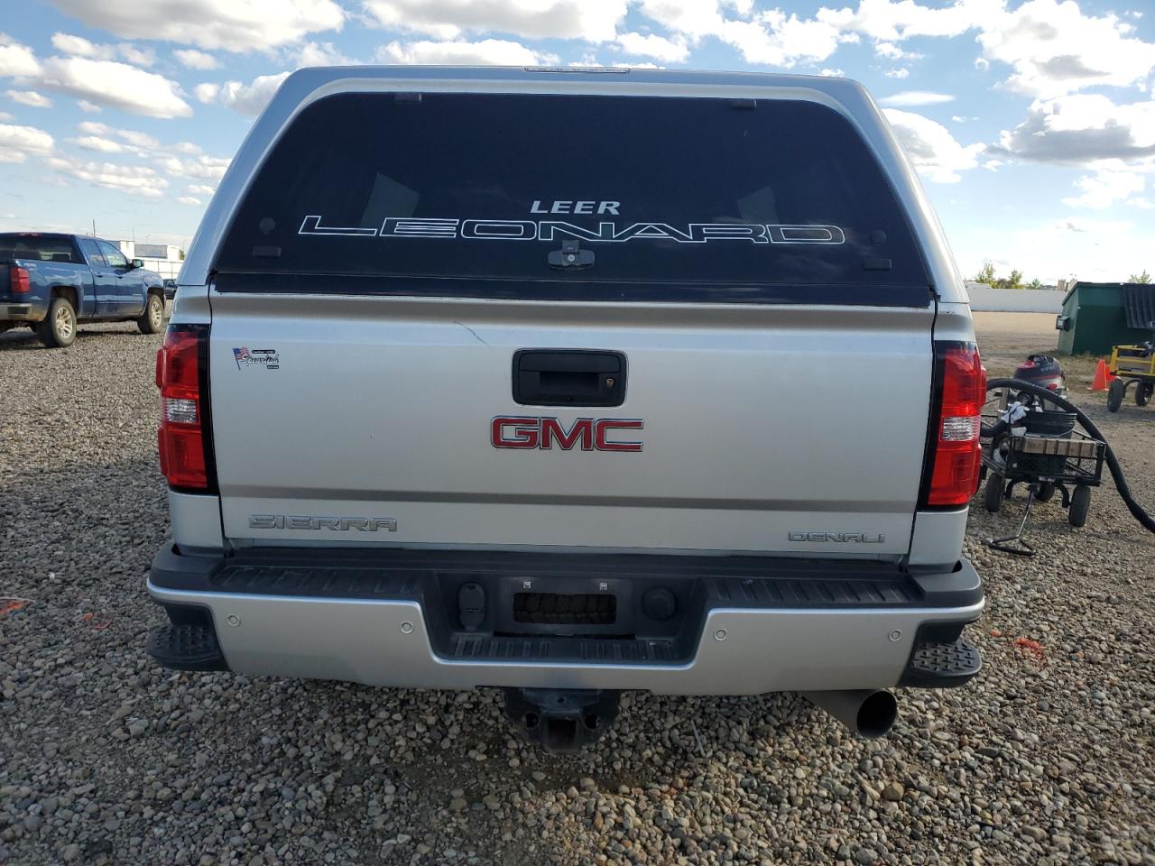 GMC SIERRA K3500 DENALI