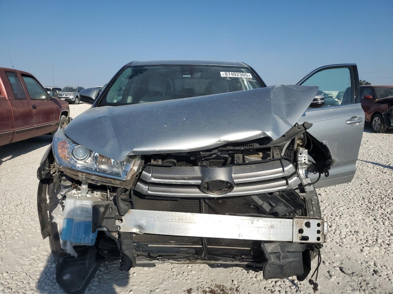 TOYOTA HIGHLANDER LE