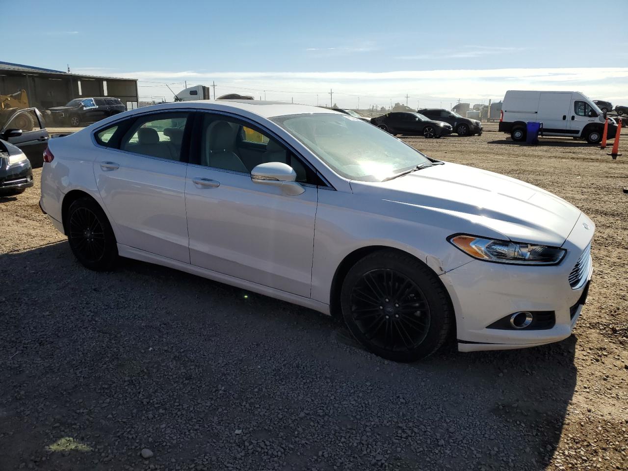 FORD FUSION SE
