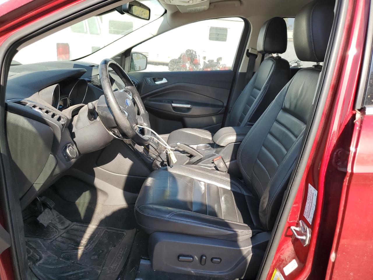 FORD ESCAPE TITANIUM