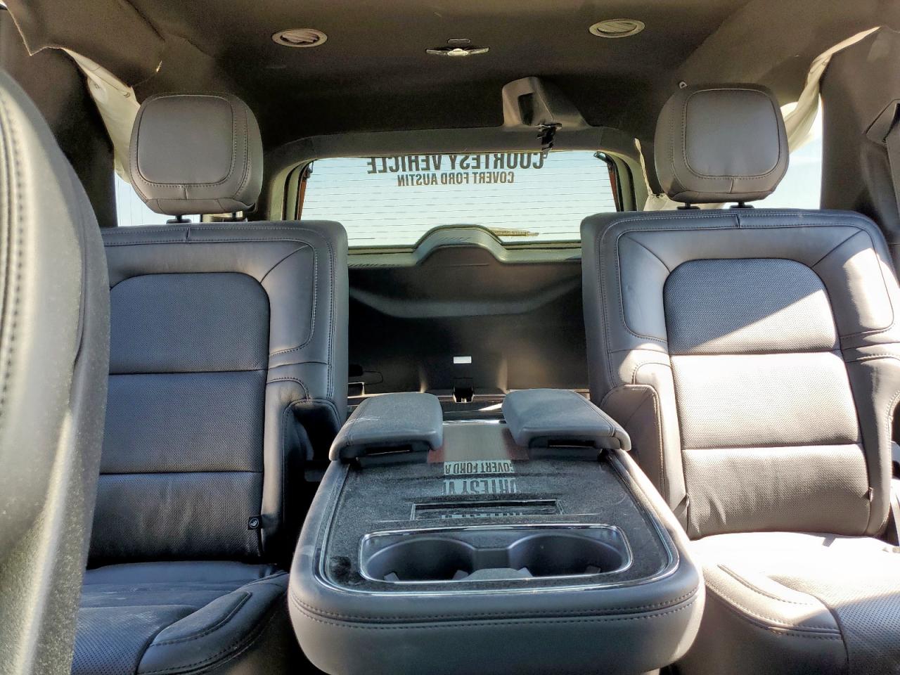 LINCOLN NAVIGATOR RESERVE