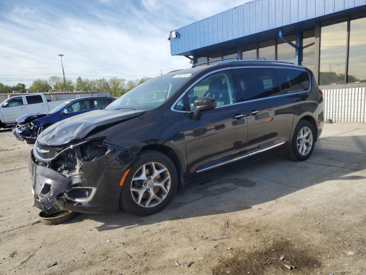 CHRYSLER PACIFICA TOURING L PLUS