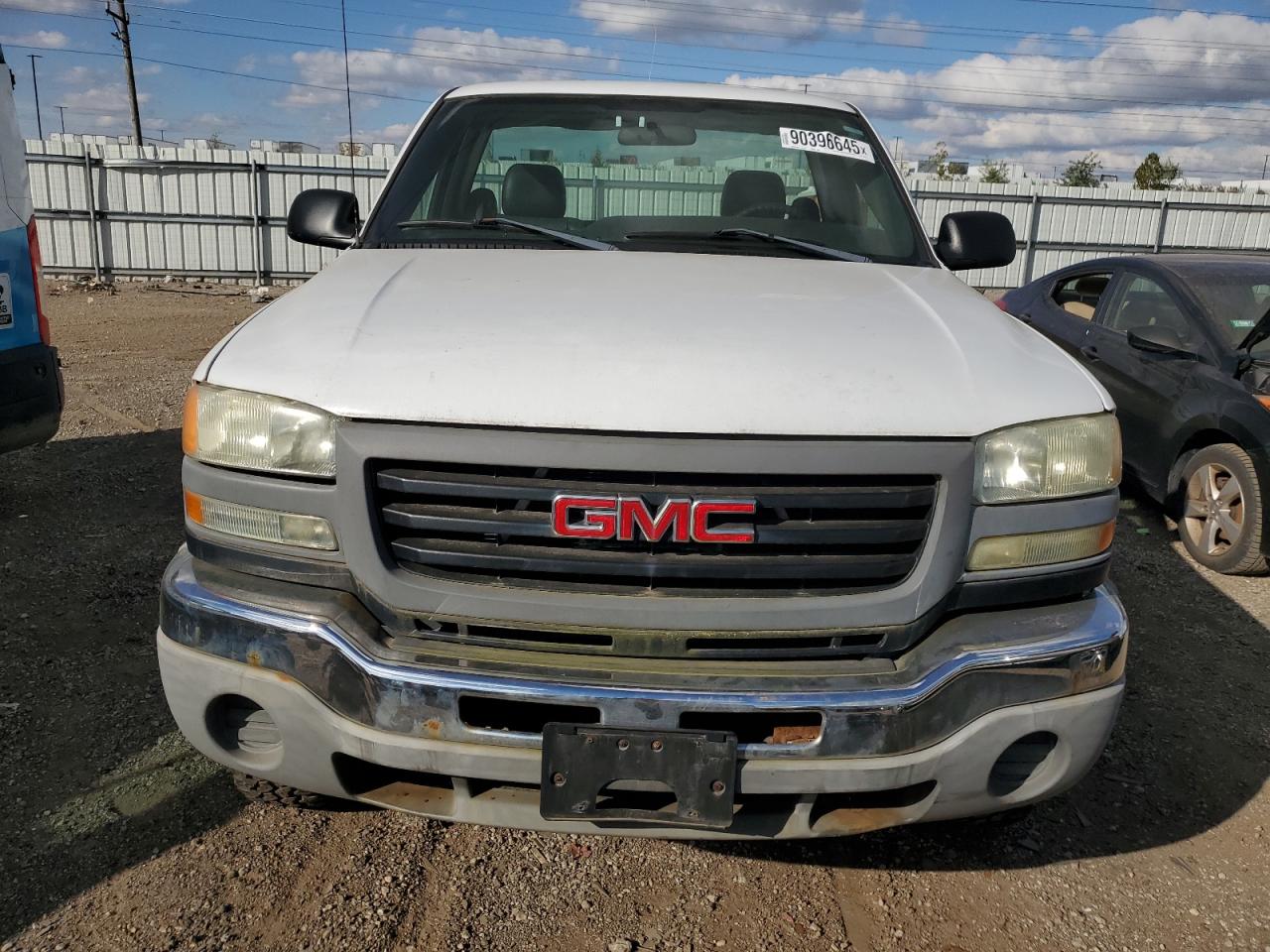 Lot #3275442713 2004 GMC SIERRA K25