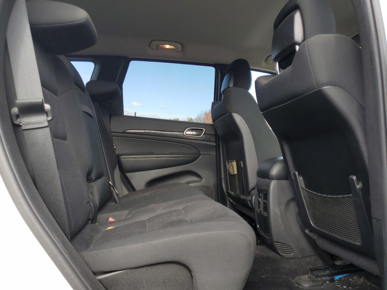 JEEP GRAND CHEROKEE LAREDO