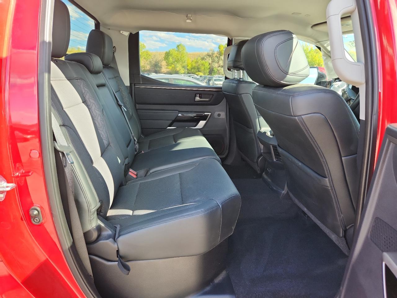 TOYOTA TUNDRA CREWMAX LIMITED