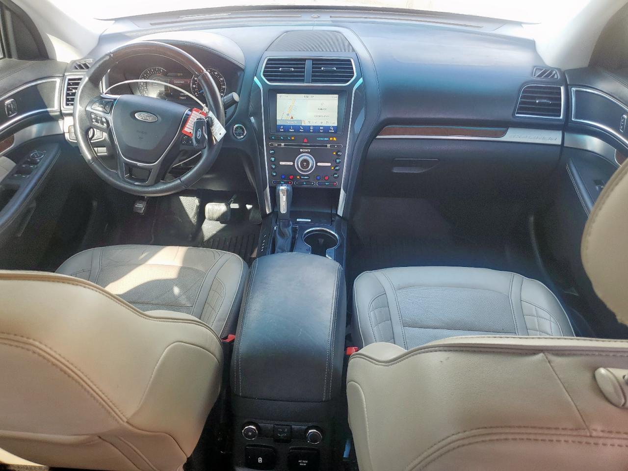 FORD EXPLORER PLATINUM