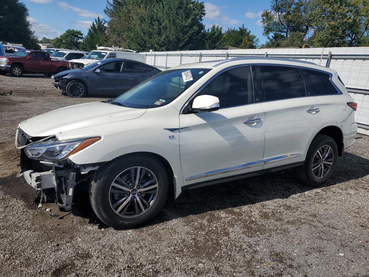 INFINITI QX60 LUXE