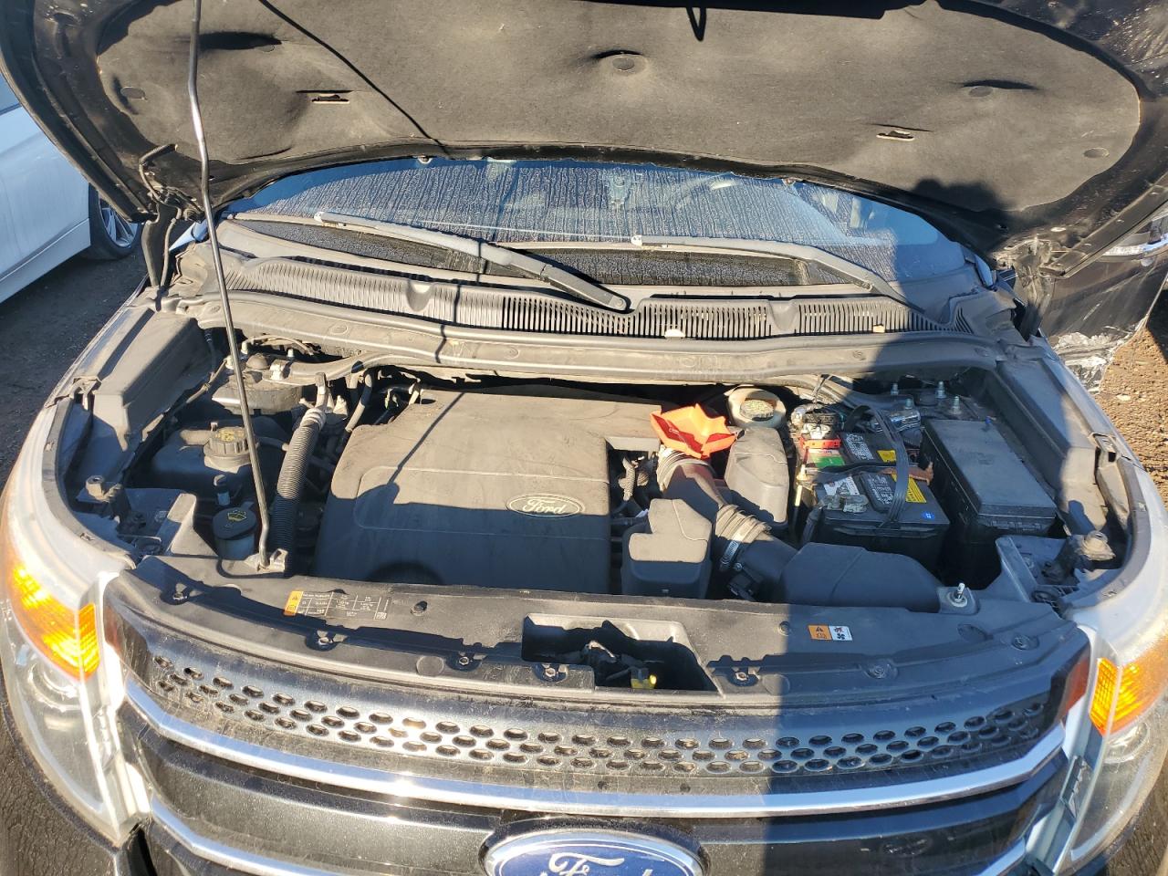 FORD EXPLORER LIMITED