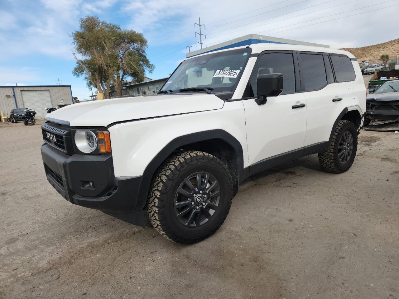 TOYOTA LAND CRUISER BASE