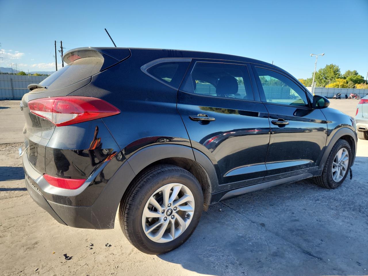 HYUNDAI TUCSON SE