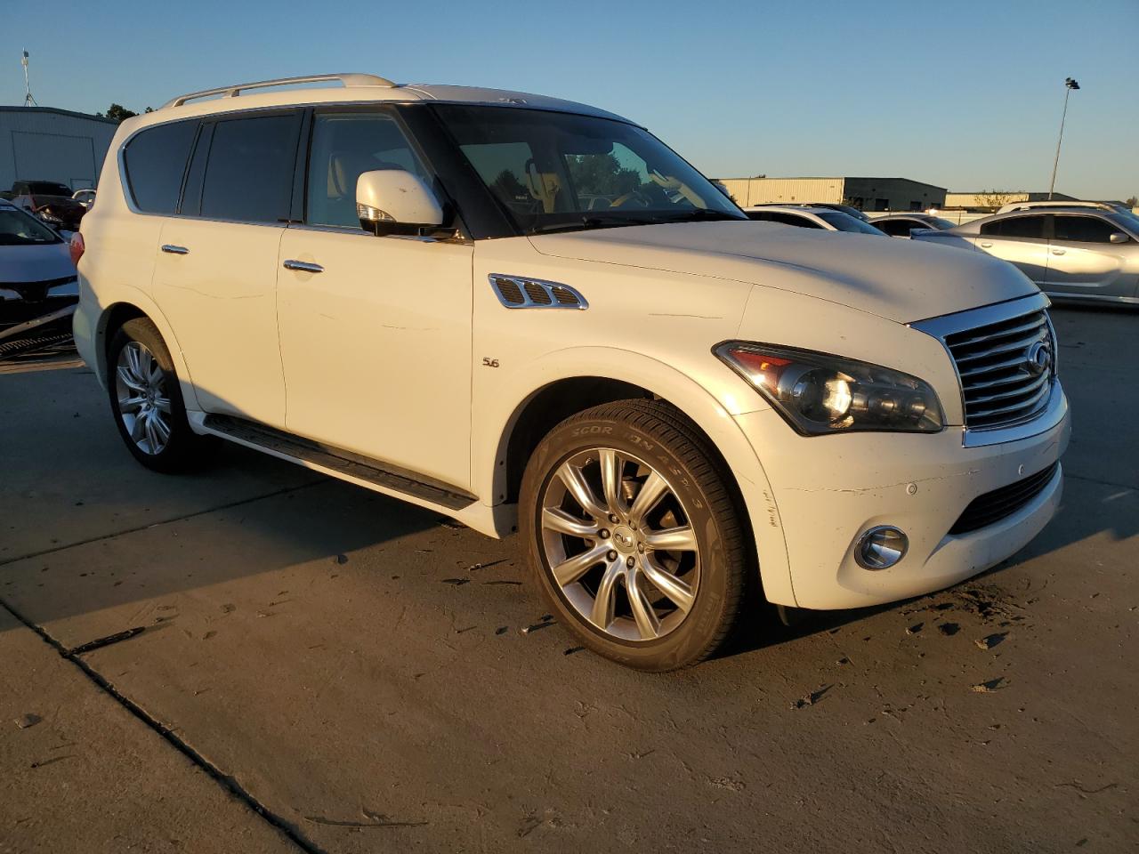INFINITI QX80