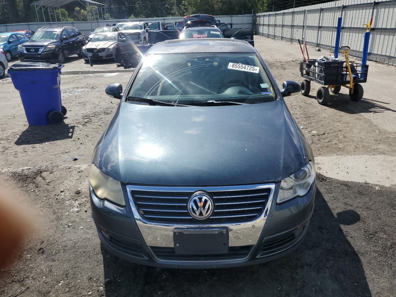 Lot #3260442578 2008 VOLKSWAGEN PASSAT VR6
