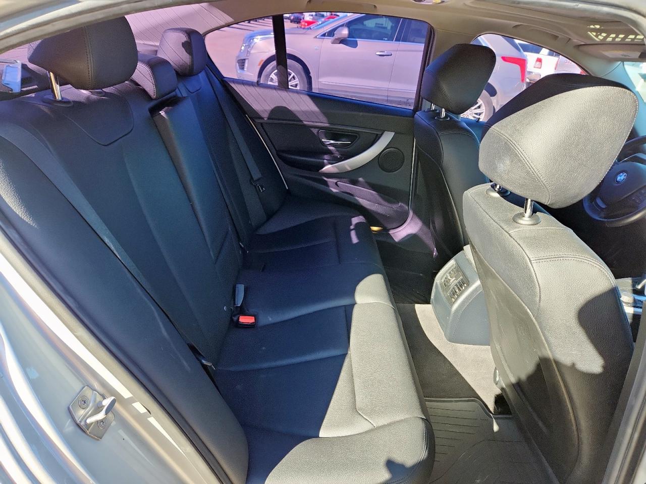 BMW 3 SERIES I XDRIVE