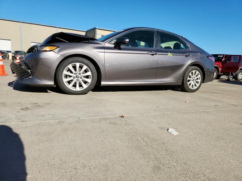 2020 TOYOTA CAMRY LE - 4T1C11AK0LU918792