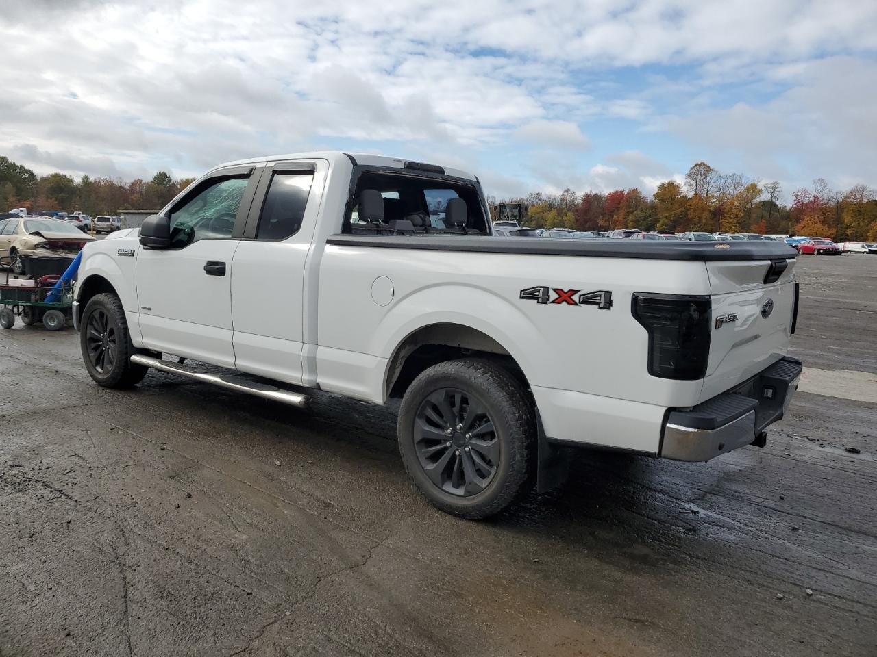 FORD F-150 SUPER CAB