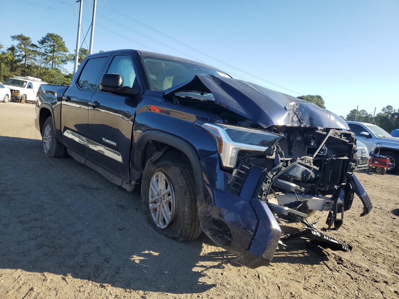 TOYOTA TUNDRA CREWMAX SR