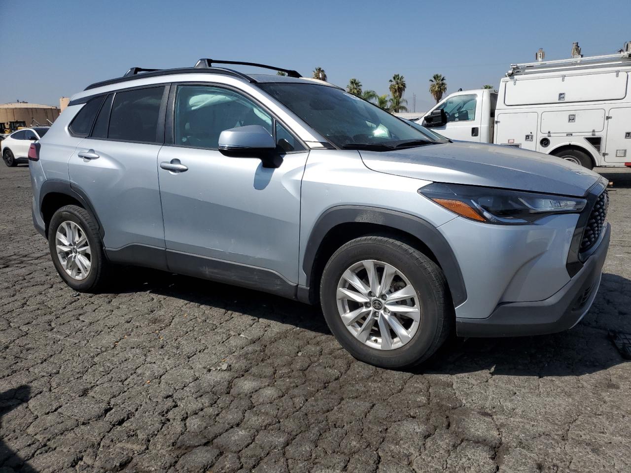 TOYOTA COROLLA CROSS LE