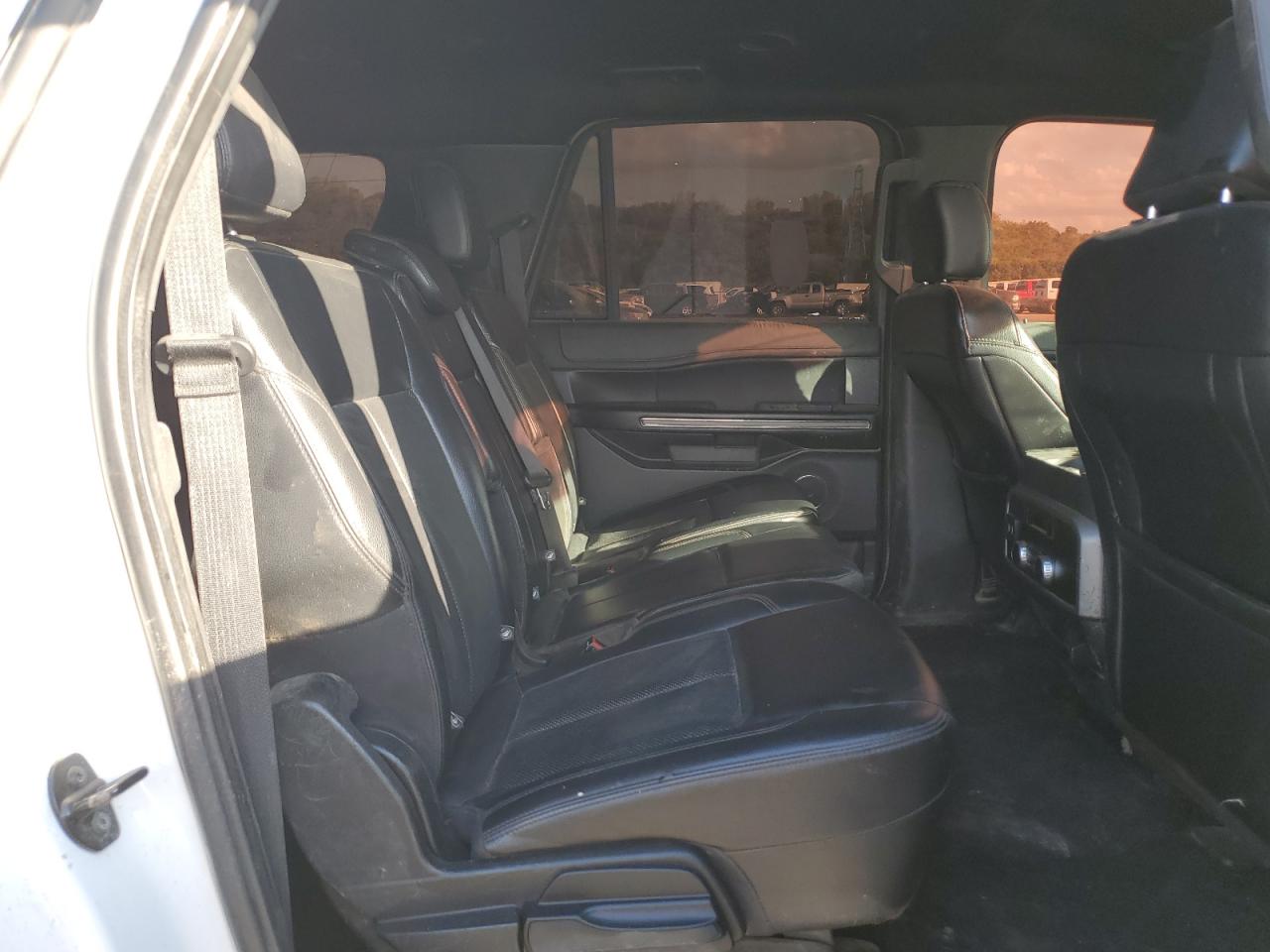 FORD EXPEDITION MAX XLT