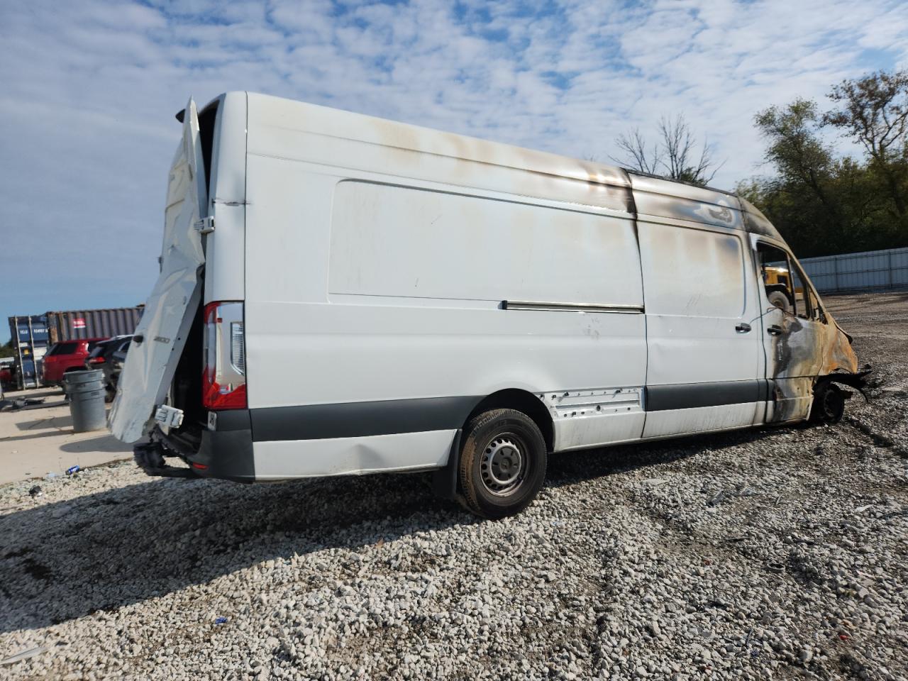 MERCEDES-BENZ SPRINTER 2500