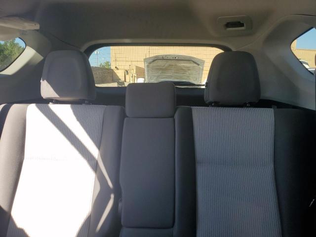 2015 TOYOTA RAV4 LE JTMZFREV7FJ042702