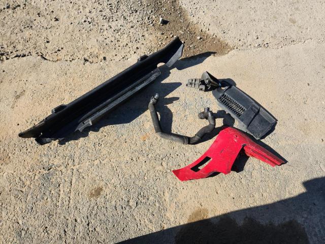 2018 VOLKSWAGEN BEETLE S 3VWFD7AT0JM713394