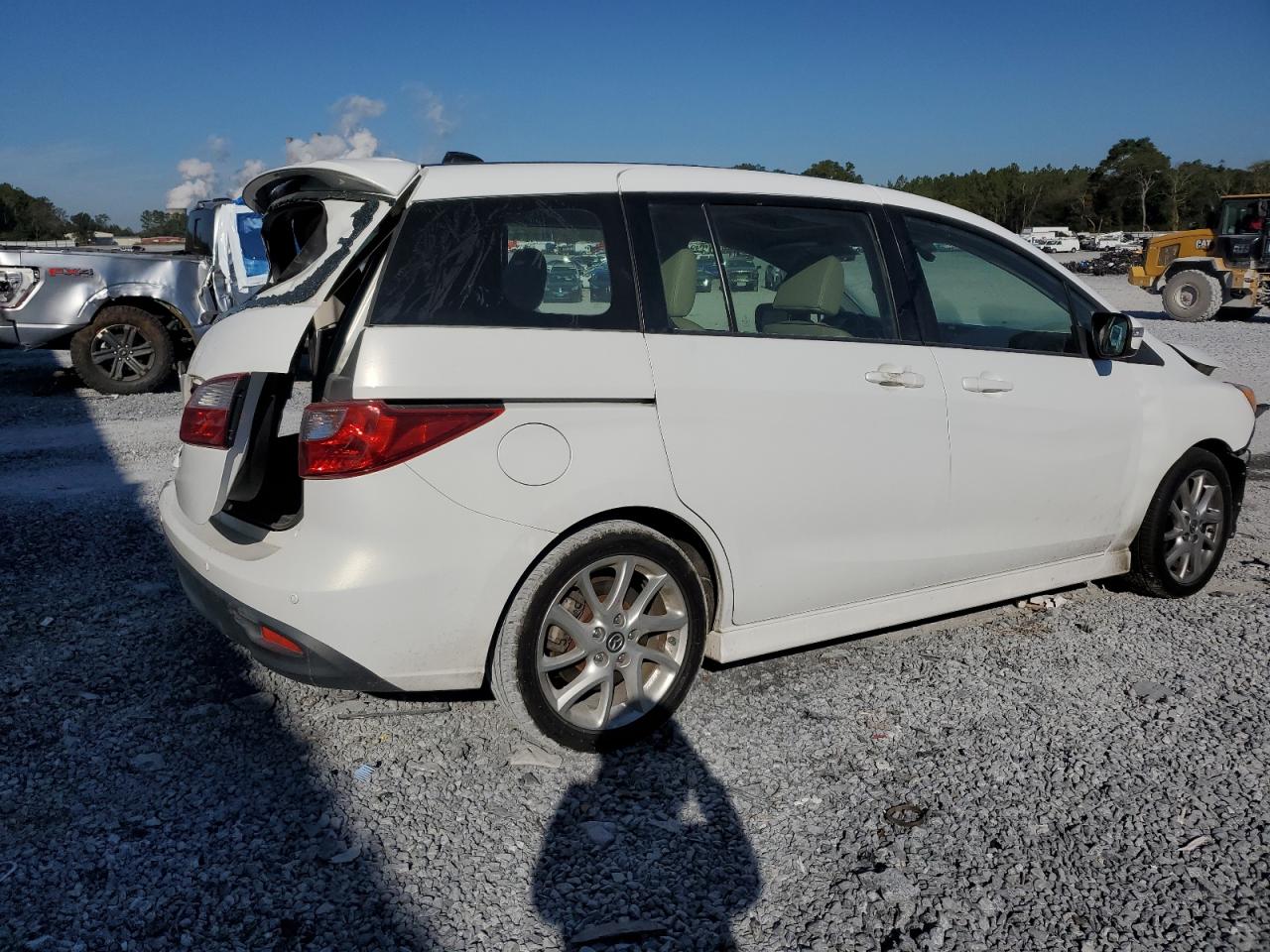 MAZDA 5