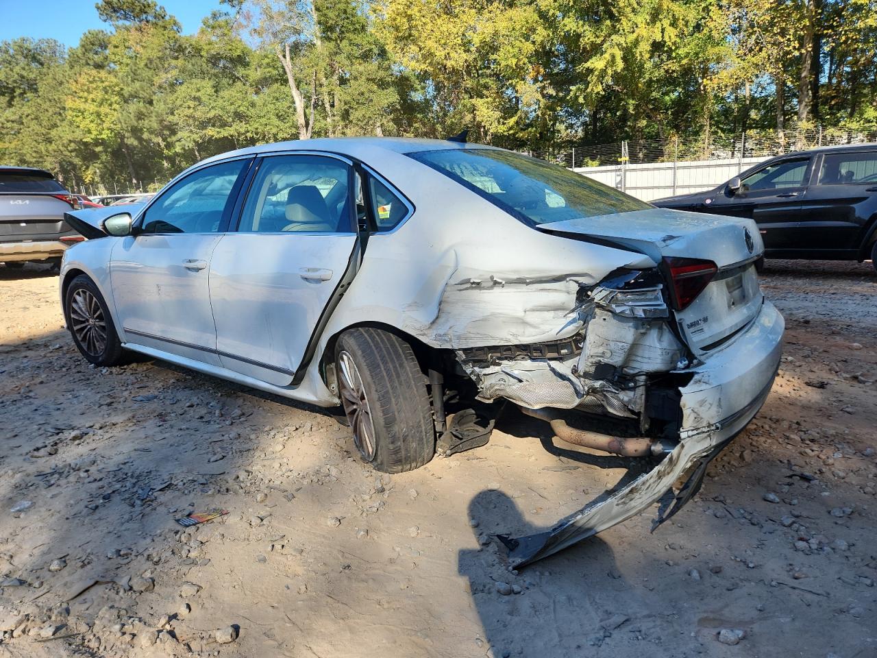 VOLKSWAGEN PASSAT SE