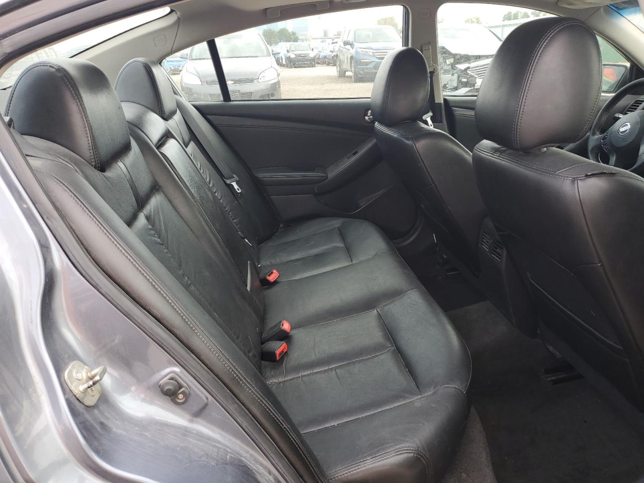 NISSAN ALTIMA BASE