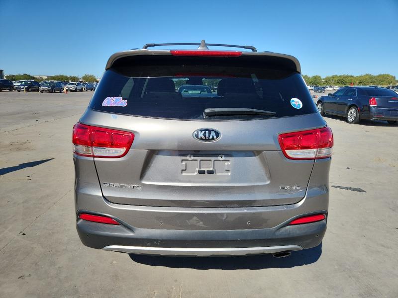 2017 KIA SORENTO EX - 5XYPH4A56HG306697